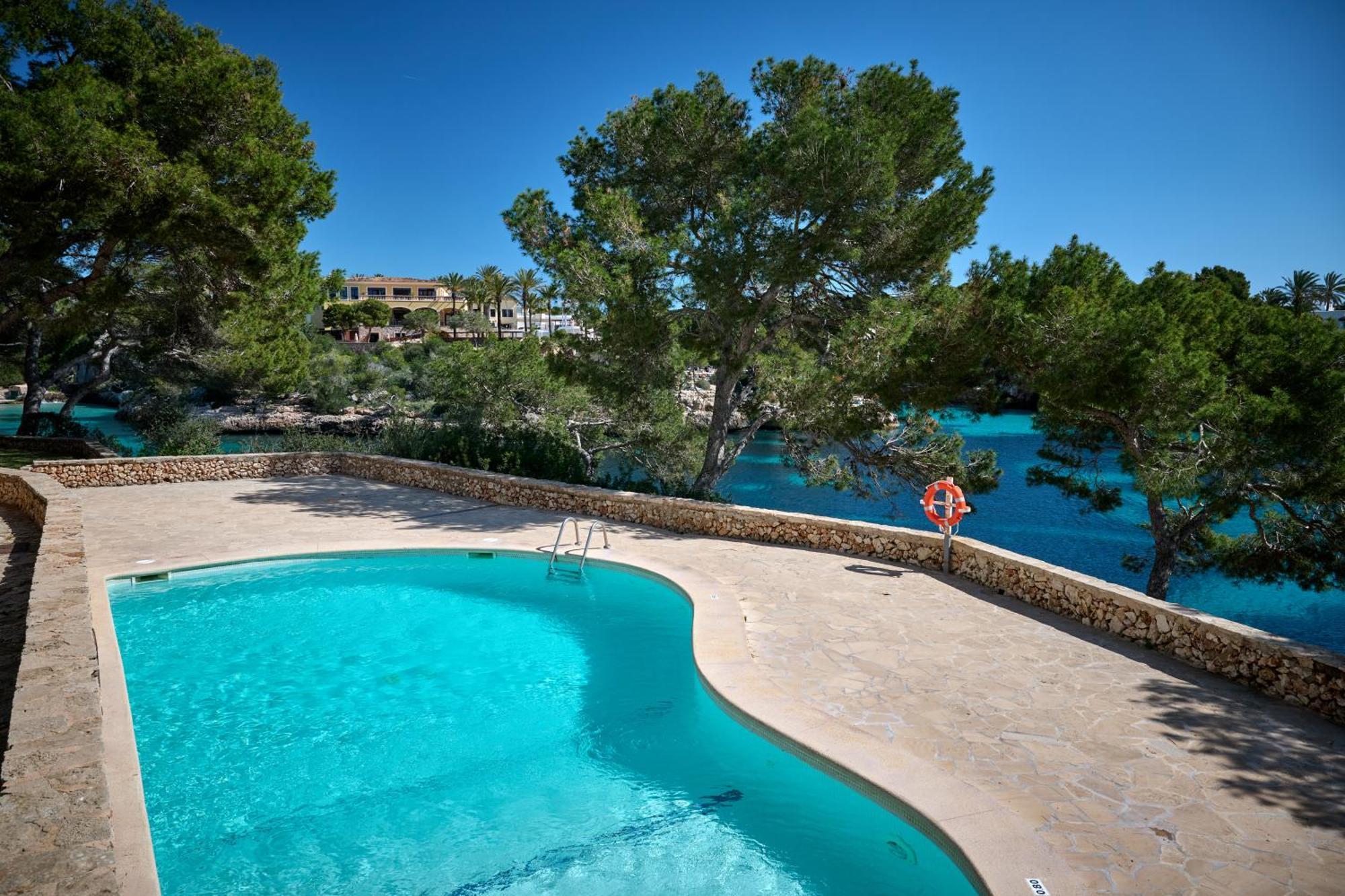 Sea Frontline 'ernesto'. Pool. Wifi Appartement